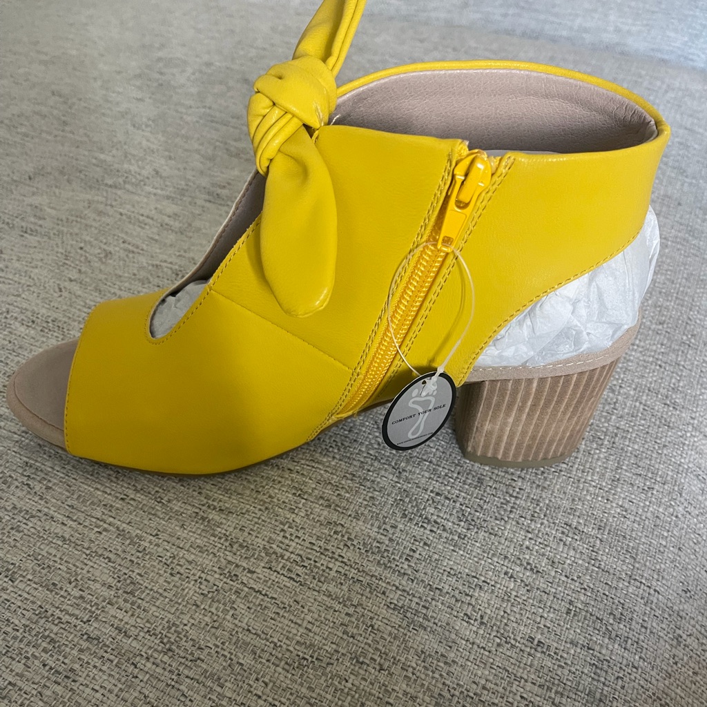Brand New Good Choice Heels